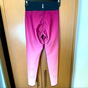 Ultracor Leggings sz Small